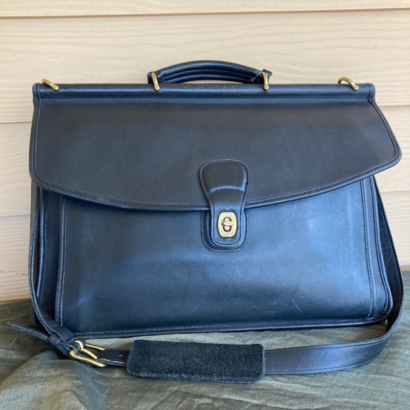 COACH BEEKMAN BLACK SHOULDER MESSENGER BAG 5266 4 - Picture 2 of 13